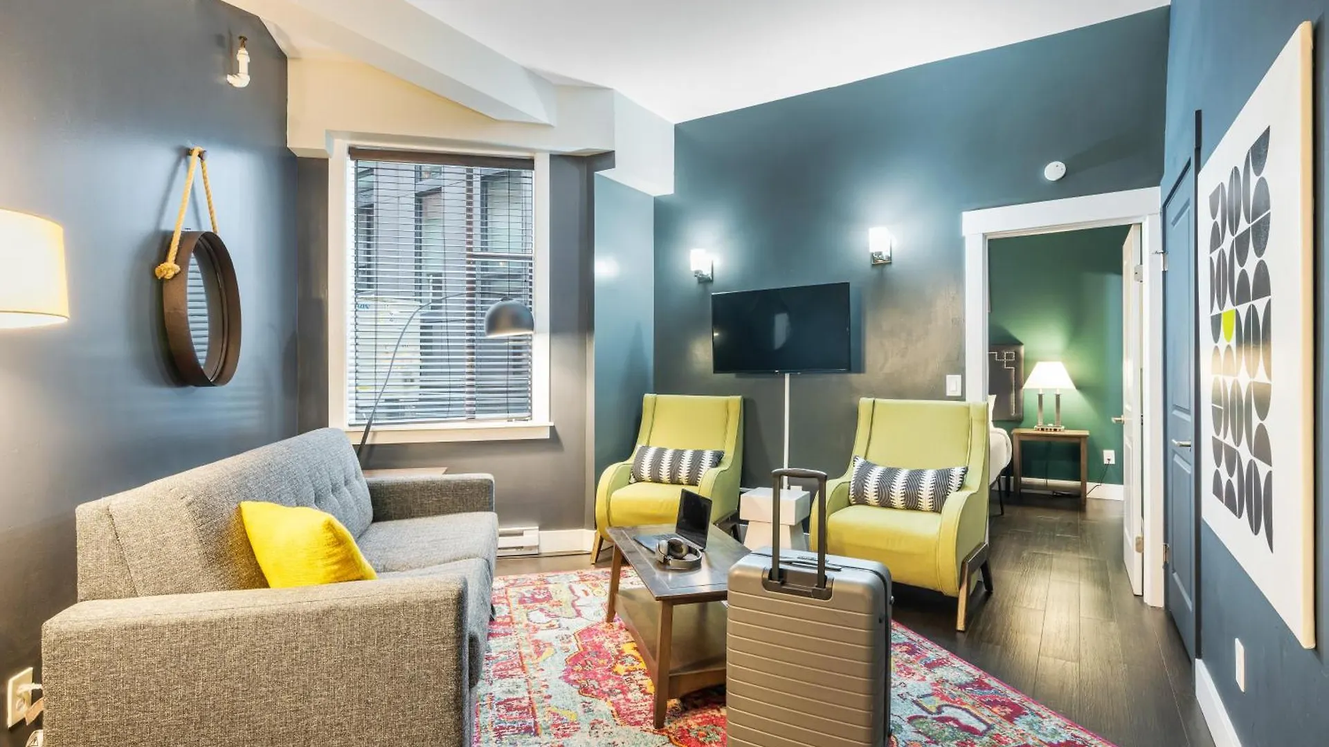 Oxford Apartment By At Mine Hospitality Seattle
