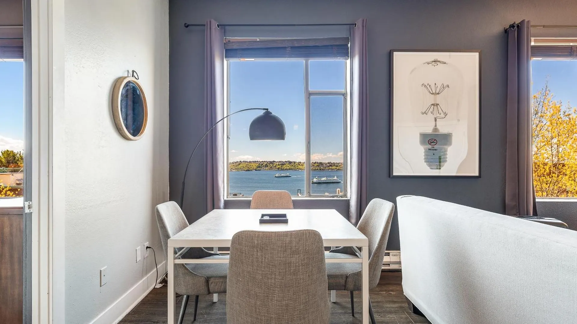 Oxford Apartment By At Mine Hospitality Seattle