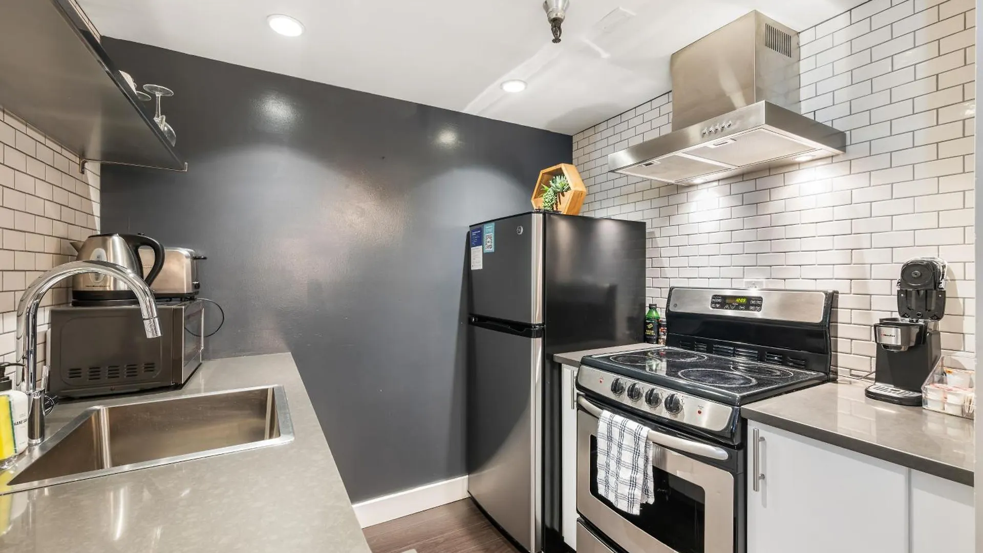 Oxford Apartment By At Mine Hospitality Seattle