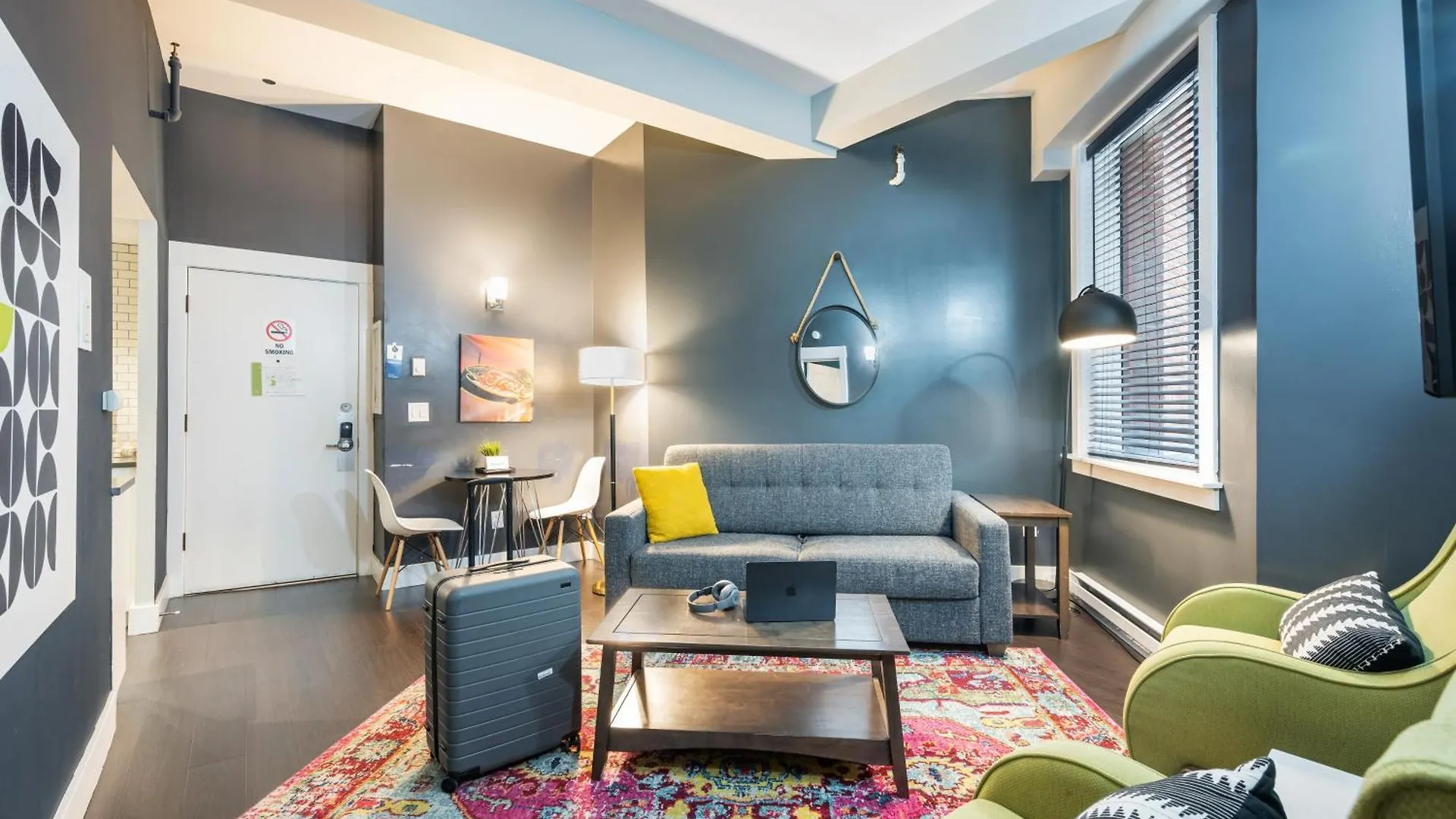 Oxford Apartment By At Mine Hospitality Seattle